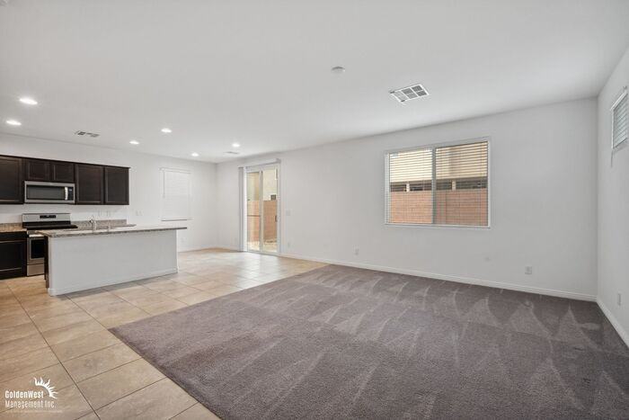 10533 Grey Adler St - Photo 2 of 18