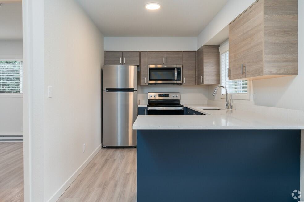 1000 W Ironwood Dr #23 - Photo 4 of 18