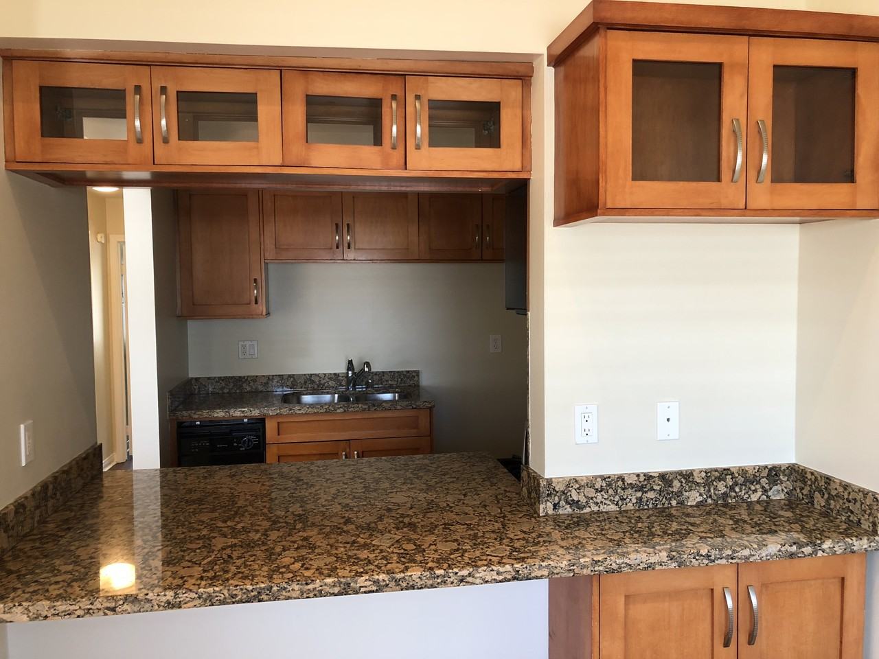 612 Nebraska Ave #303 - Photo 6 of 13