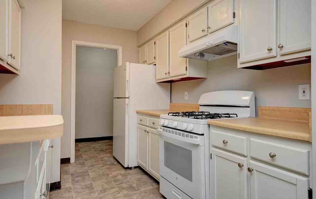 2245 Hedgerow Rd #2245D - Photo 3 of 12