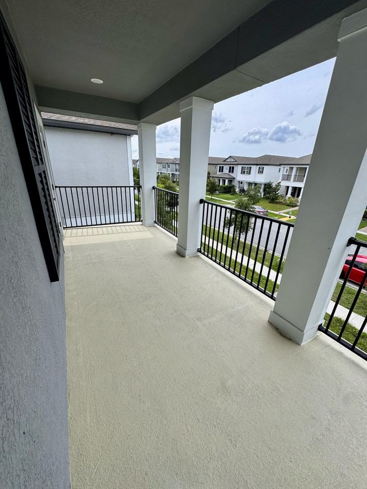 1566 Astoria Arbor Ln #NA - Photo 4 of 15