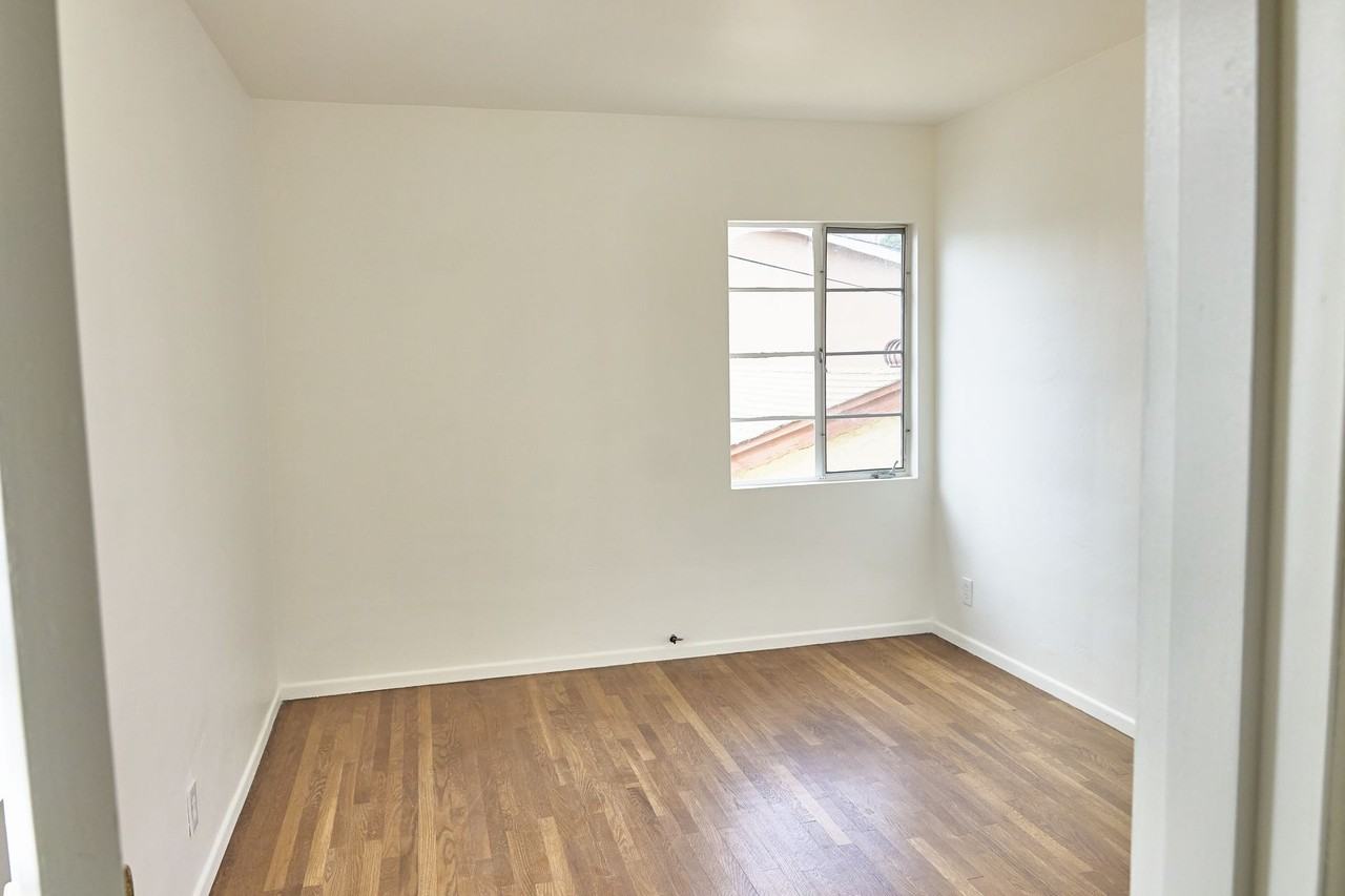 5501 Orange Ave #4 - Photo 6 of 16