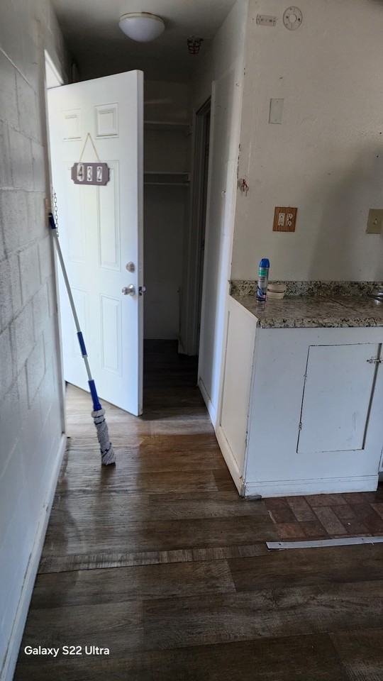 432 14th St #1 - Photo 2 of 6