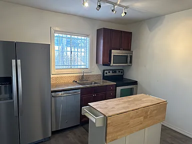 1145 W Mcdowell Rd #NA - Photo 2 of 8