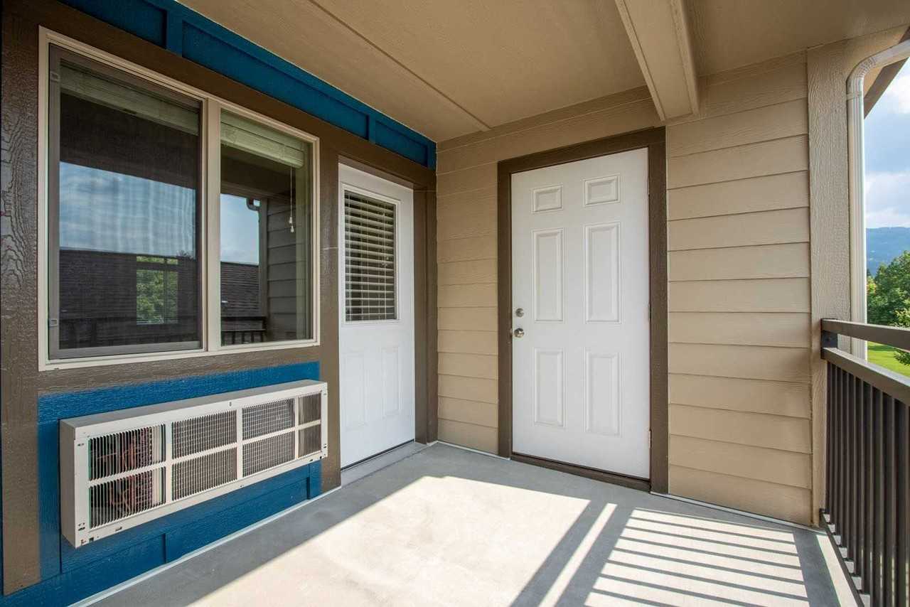 705 E 2nd Ave #101 - Photo 7 of 8