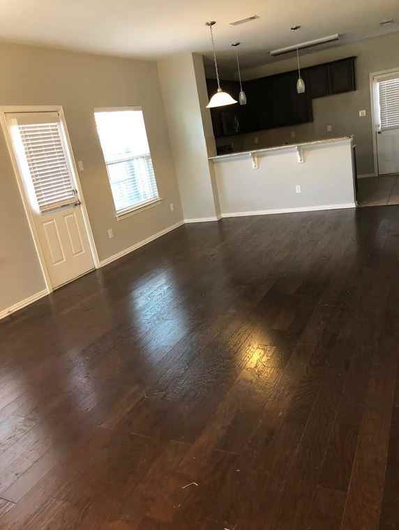 2001 South Jennings Avenue #B - Photo 3 of 12