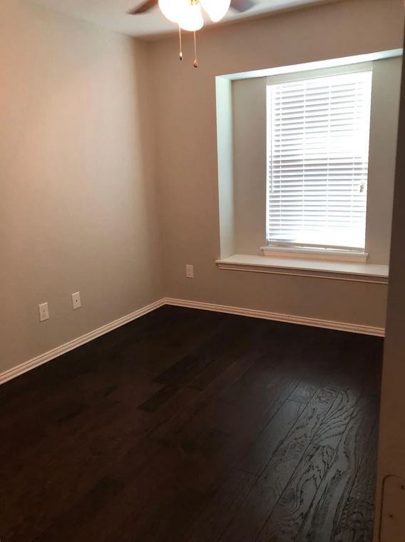 2001 South Jennings Avenue #B - Photo 5 of 12