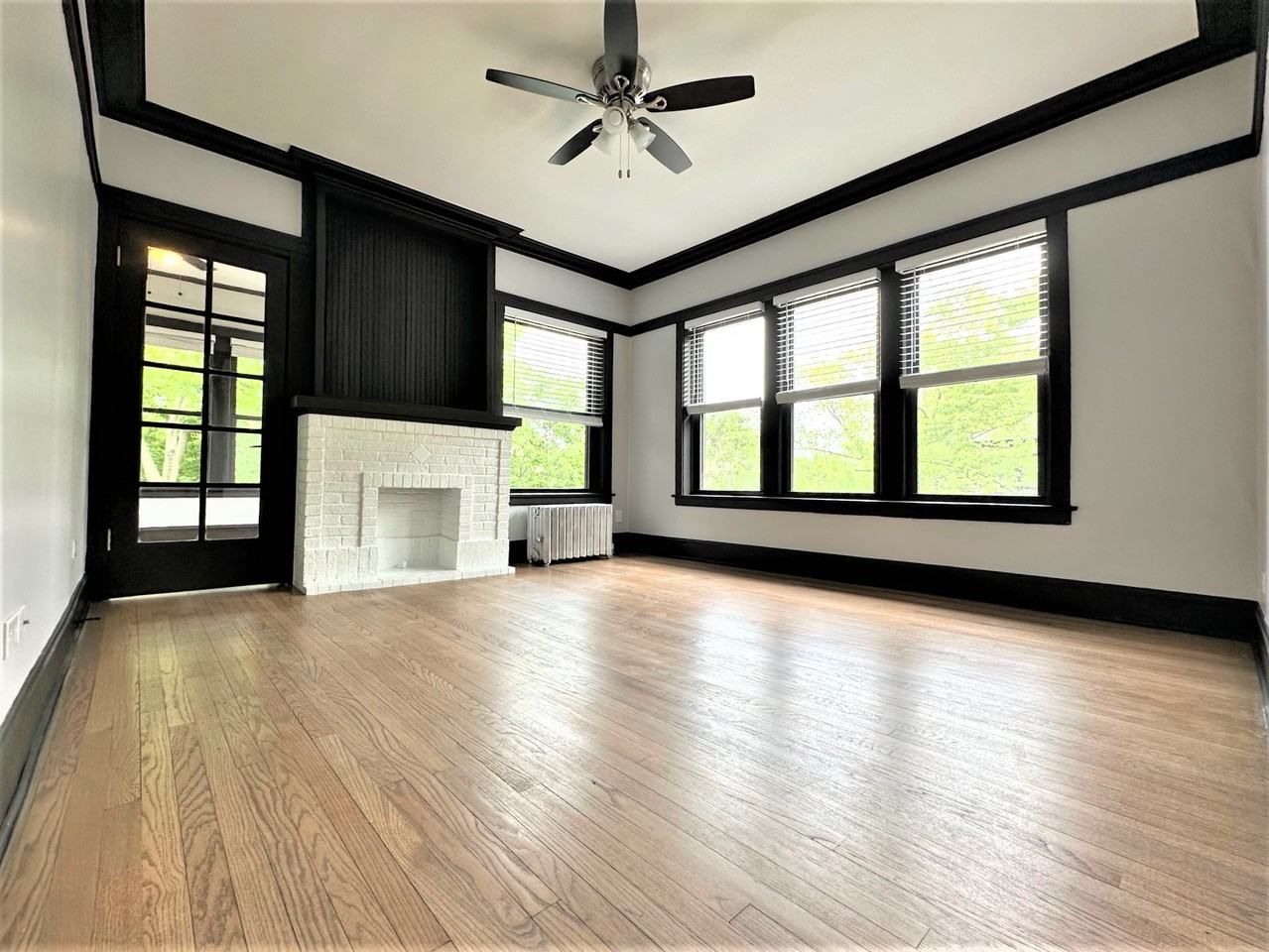 1400 W Summerdale Ave #1400-3E - Photo 3 of 20