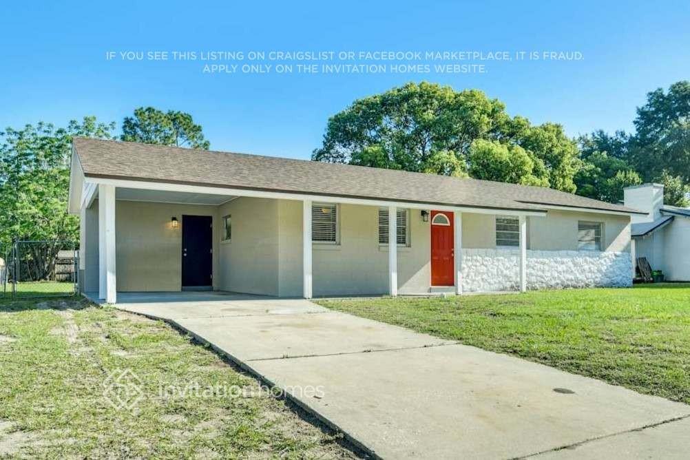 3213 Sutton Dr - Photo 2 of 24