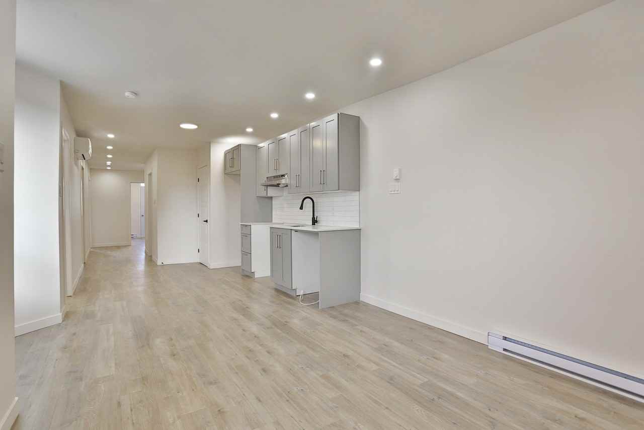 2110-2120 Rue Fullum - Photo 3 of 13