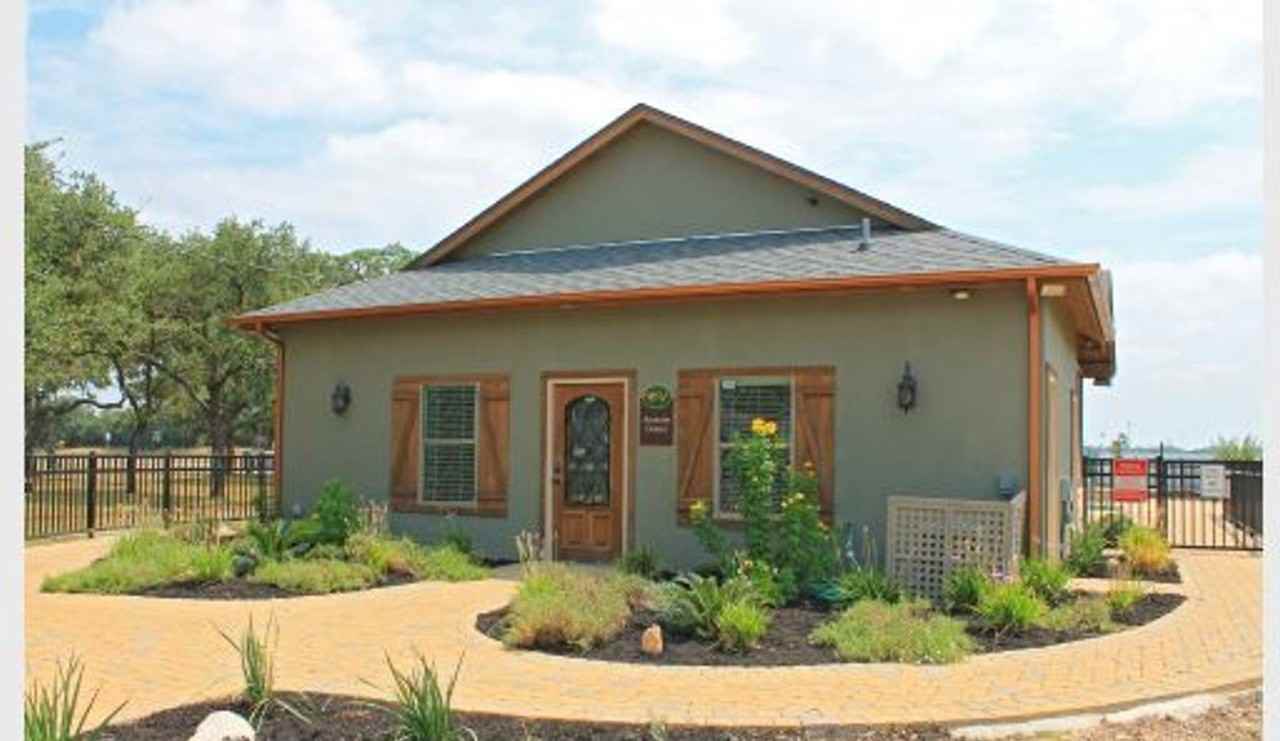 Country View Apartments - Photo 3 of 8