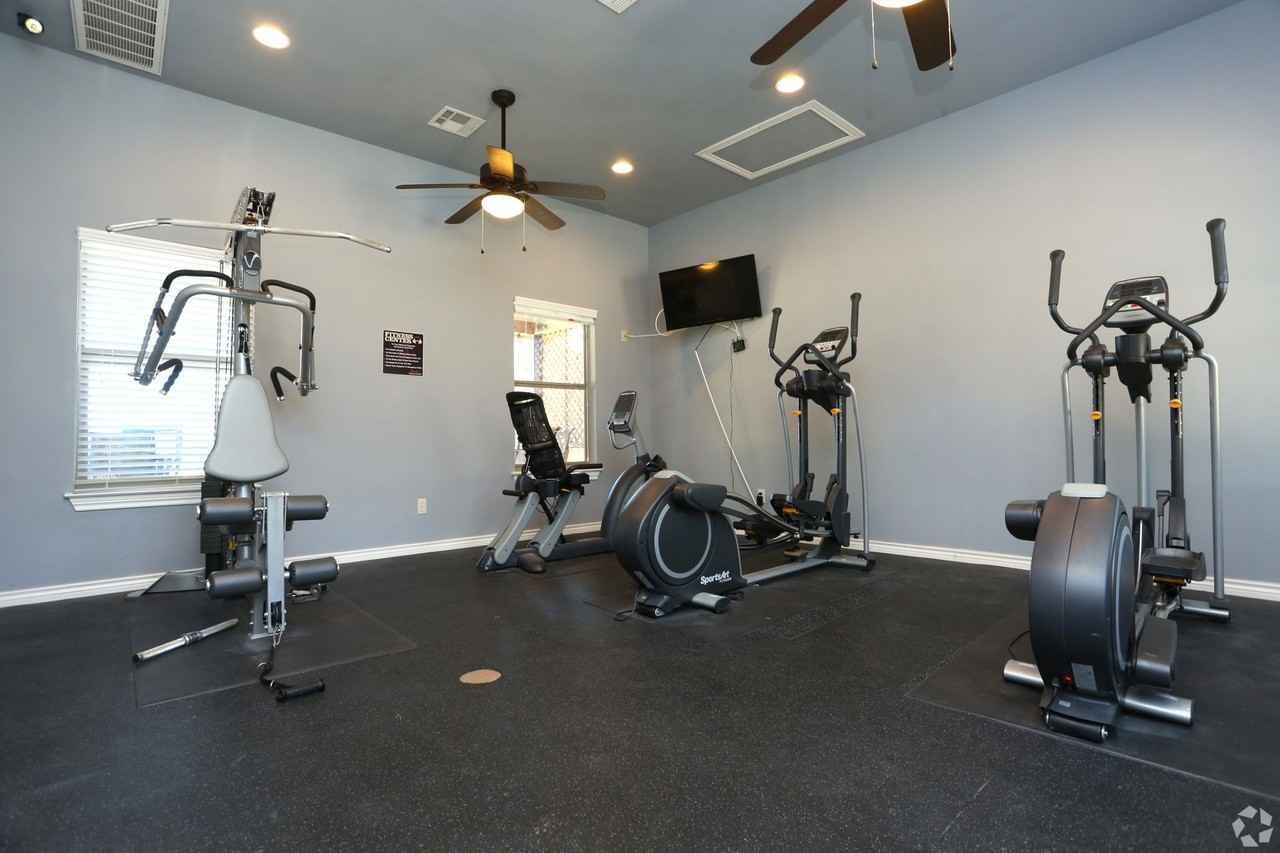 Country View Apartments - Photo 5 of 8