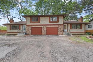 5827 Winnetka Ave N - Photo 1 of 1