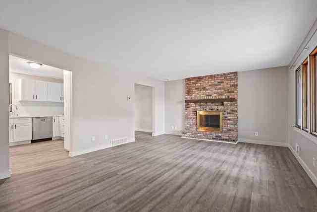 5827 Winnetka Ave N - Photo 7 of 10