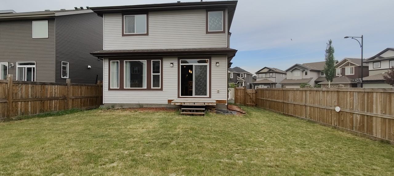 5605 22 Ave Sw - Photo 2 of 30