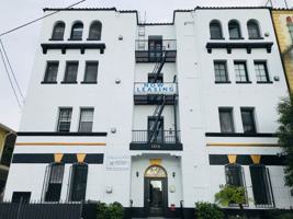 featured image of 1616 N Normandie Ave