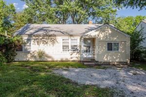 featured image of 1255 N Oliver Ave