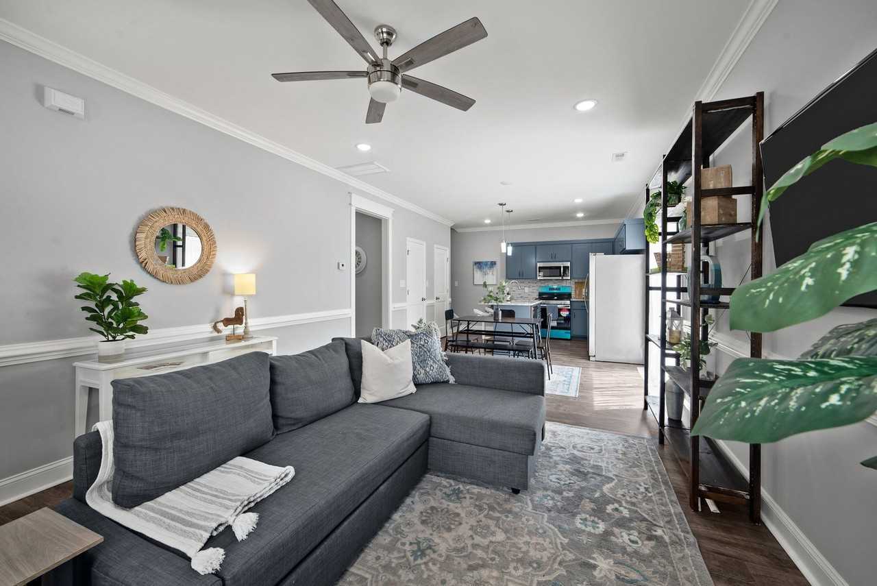 510 Watauga Ave - Photo 3 of 27