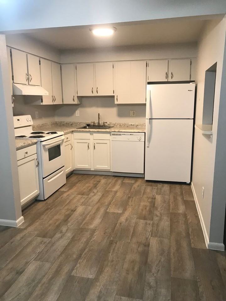 Arvada Place Apartments - Photo 4 of 14