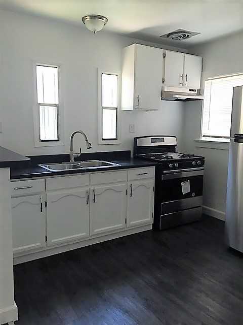 1631 Burlington LLC - Photo 2 of 10