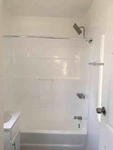 1631 Burlington LLC - Photo 7 of 10