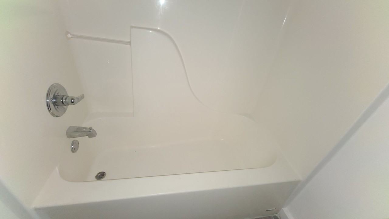 2810 3rd Ave - Photo 5 of 17