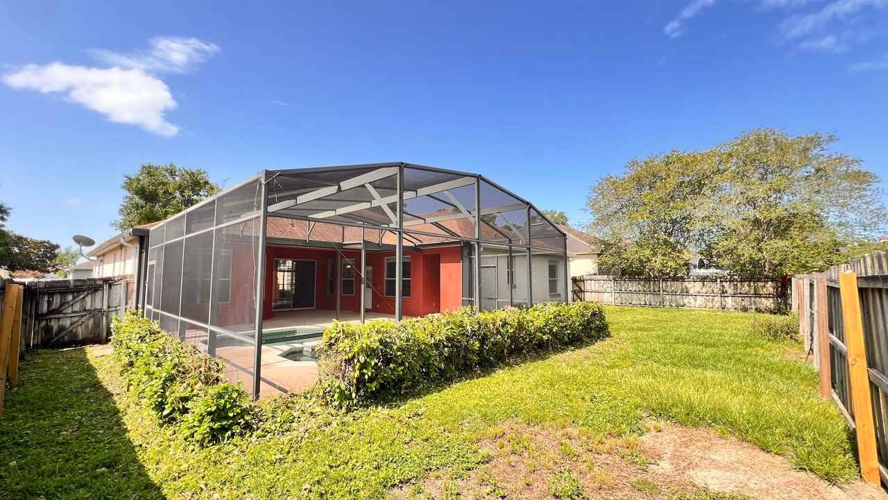 7823 Fernleaf Dr - Photo 3 of 50