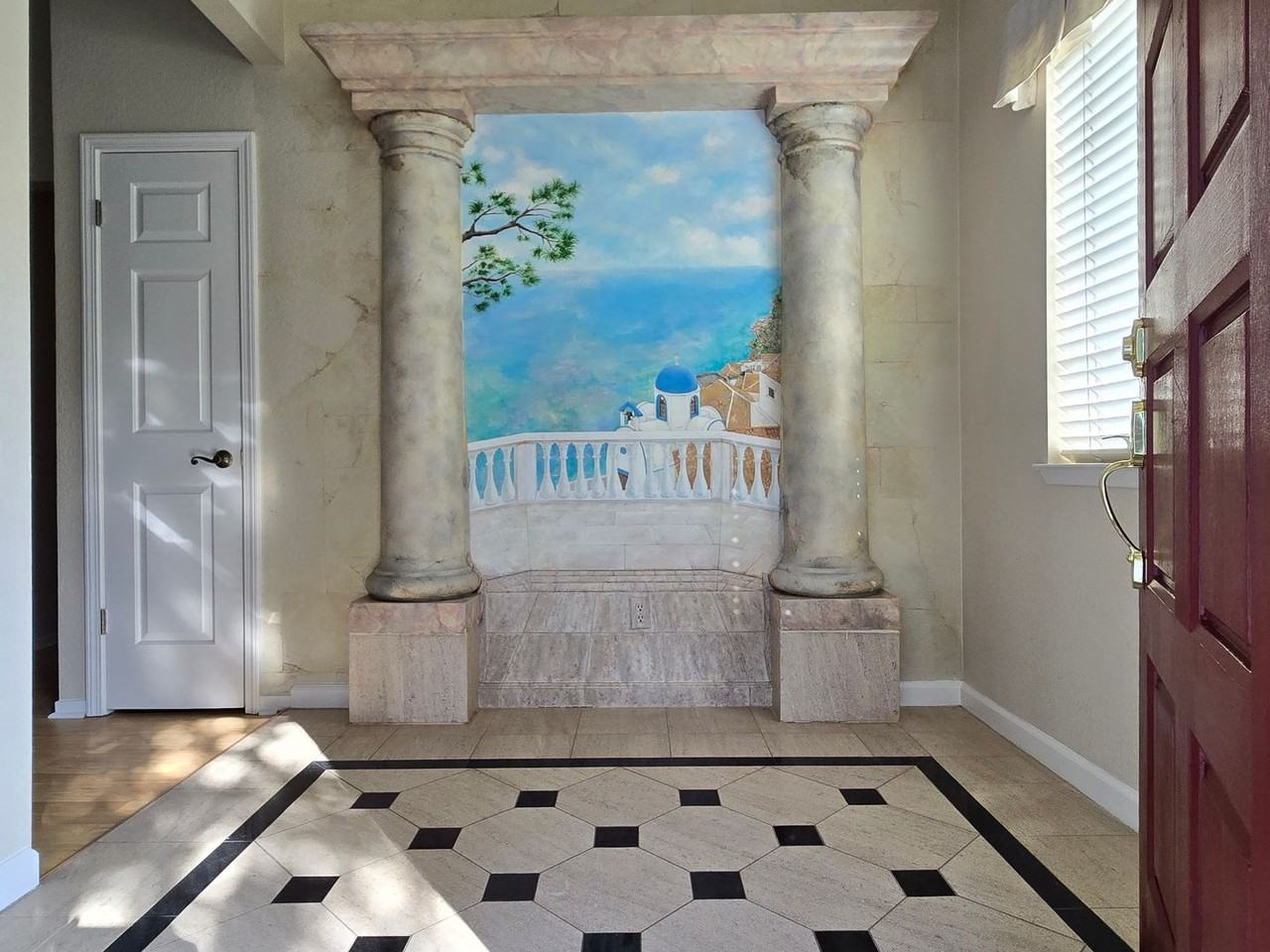 215 Avenida Espana - Photo 3 of 14