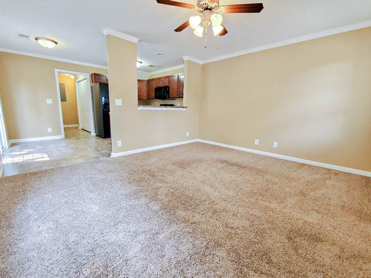 106 1/2 Riverview Dr - Photo 3 of 16