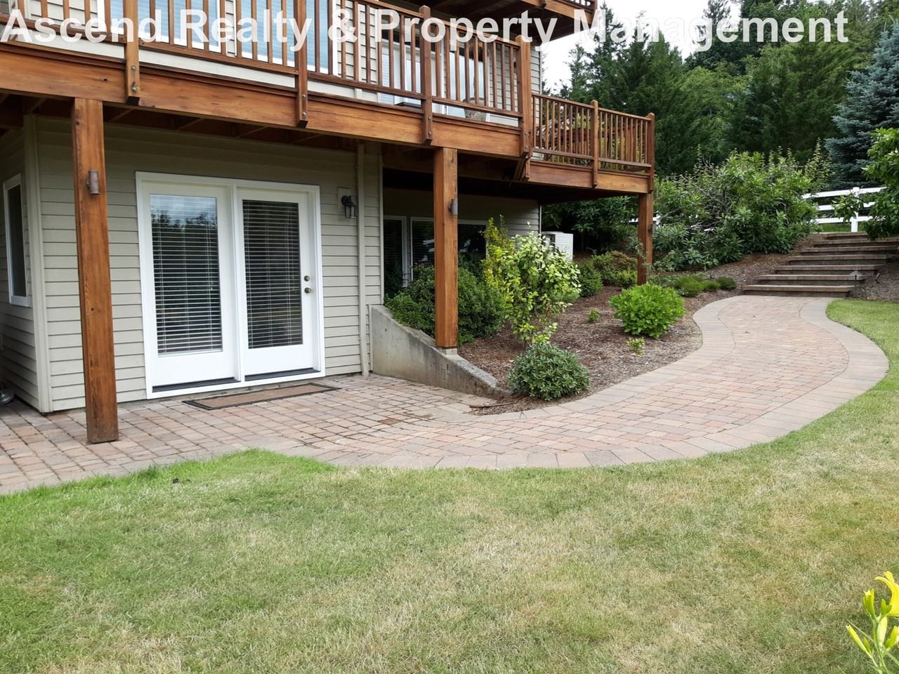 11239 Nw Skyline Blvd - Photo 2 of 26