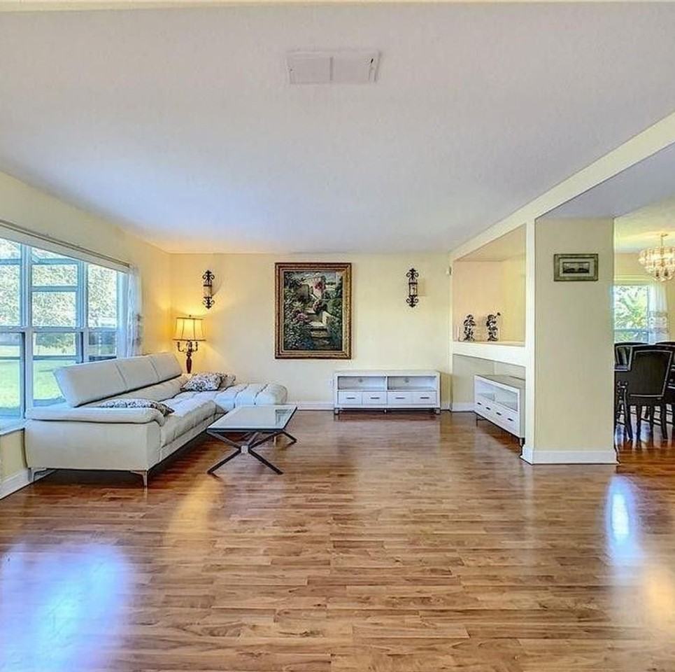 12827 Oulton Cir - Photo 3 of 25