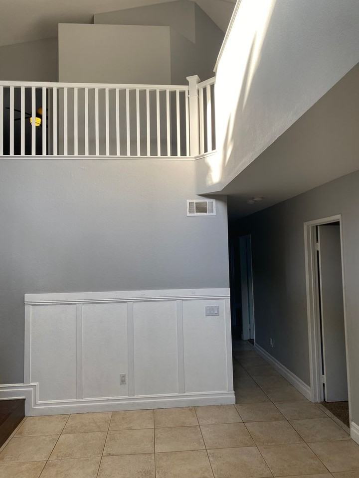 823 Viewpointe Ln - Photo 3 of 14