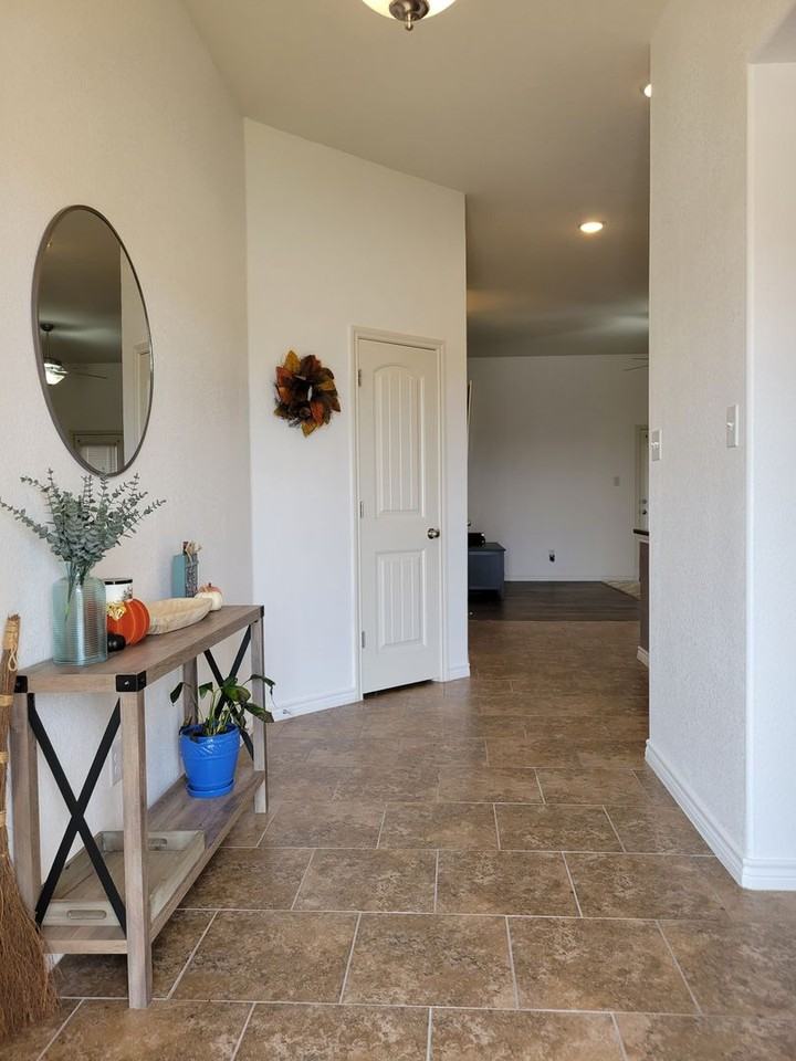 6301 Great Divide Rd - Photo 2 of 34