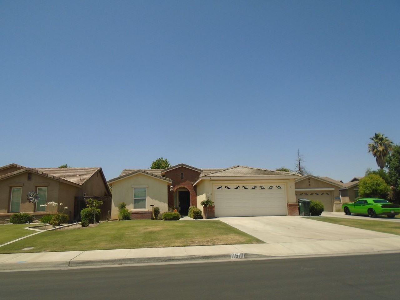 11510 Walderi St - Photo 3 of 18