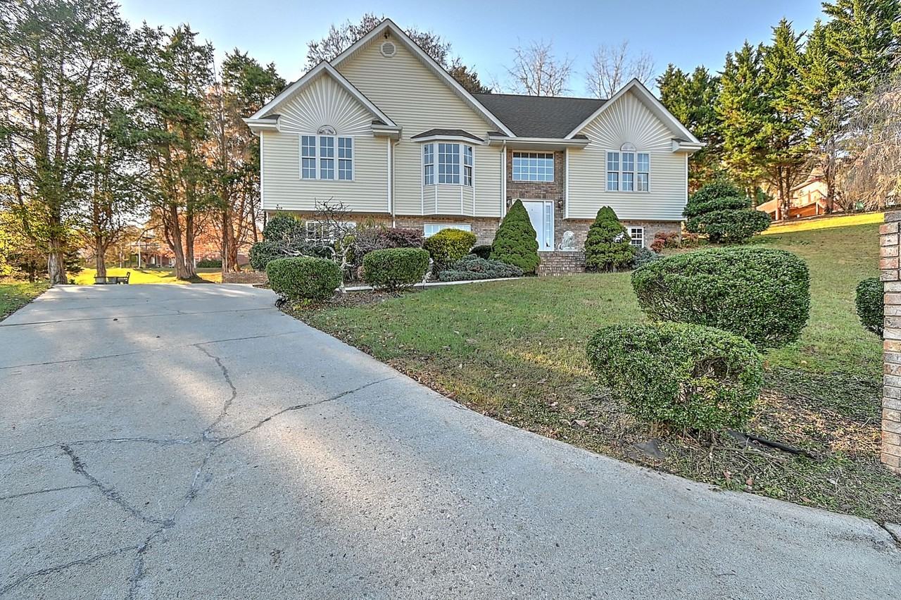 168 Old Mill Ct - Photo 2 of 39