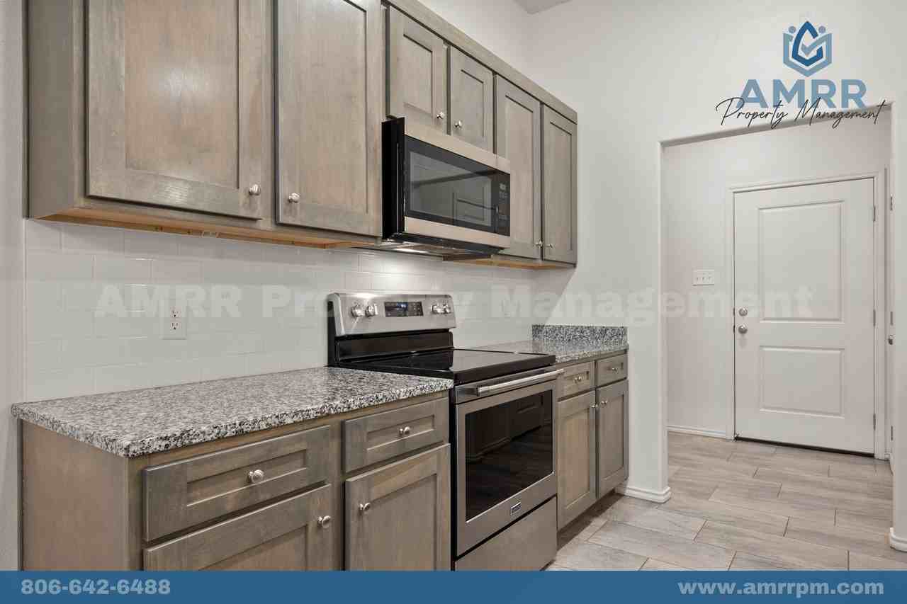 1122 N 7th St - Photo 5 of 21