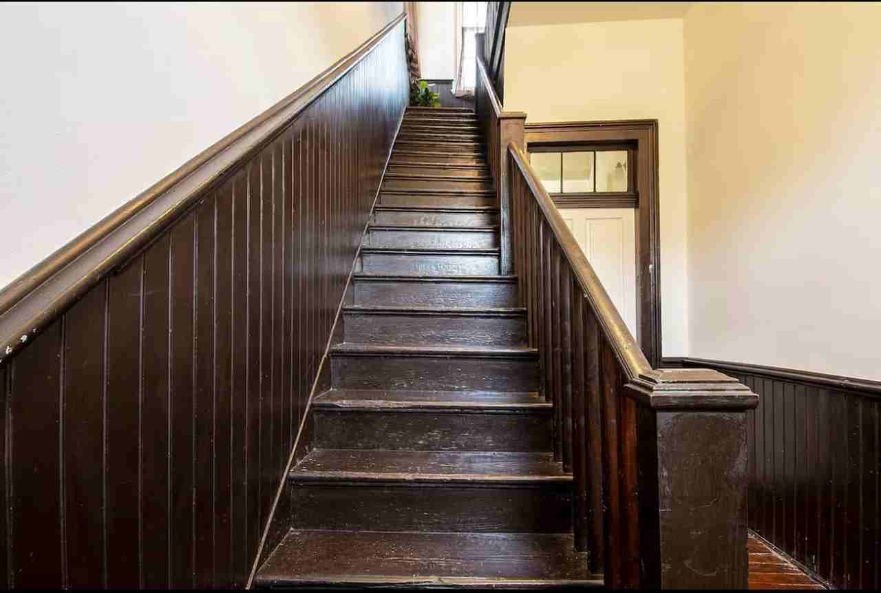 1915 Philip St - Photo 2 of 14