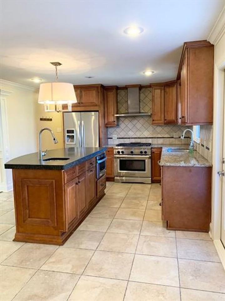 2822 Lafayette Rd Sw - Photo 2 of 9