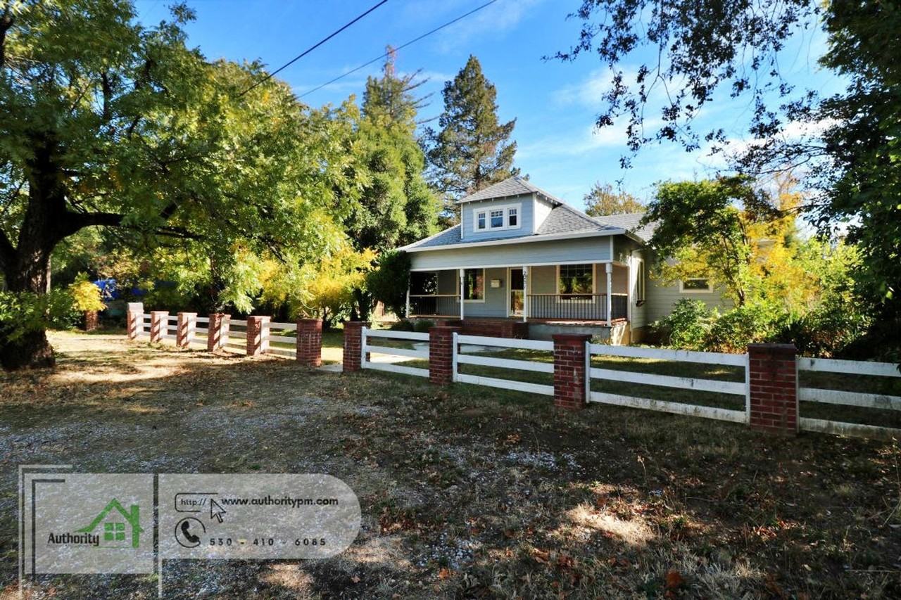 2251 Howard St - Photo 3 of 25