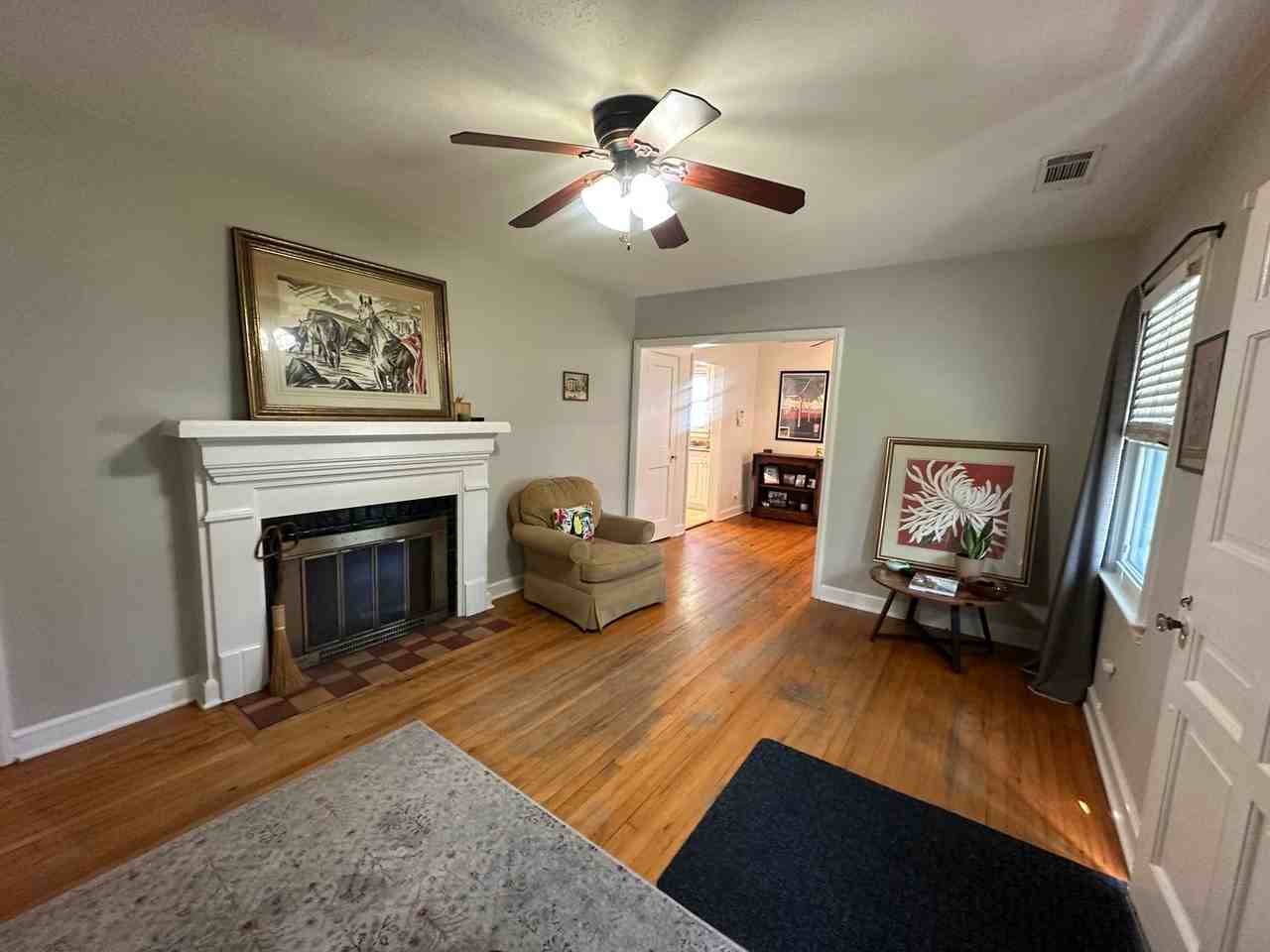 1411 E 53rd St - Photo 2 of 32