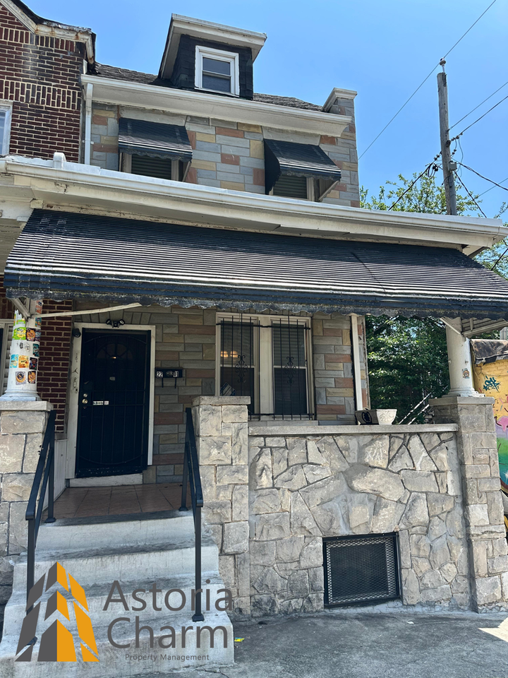 2201 Bryant Ave - Photo 2 of 50