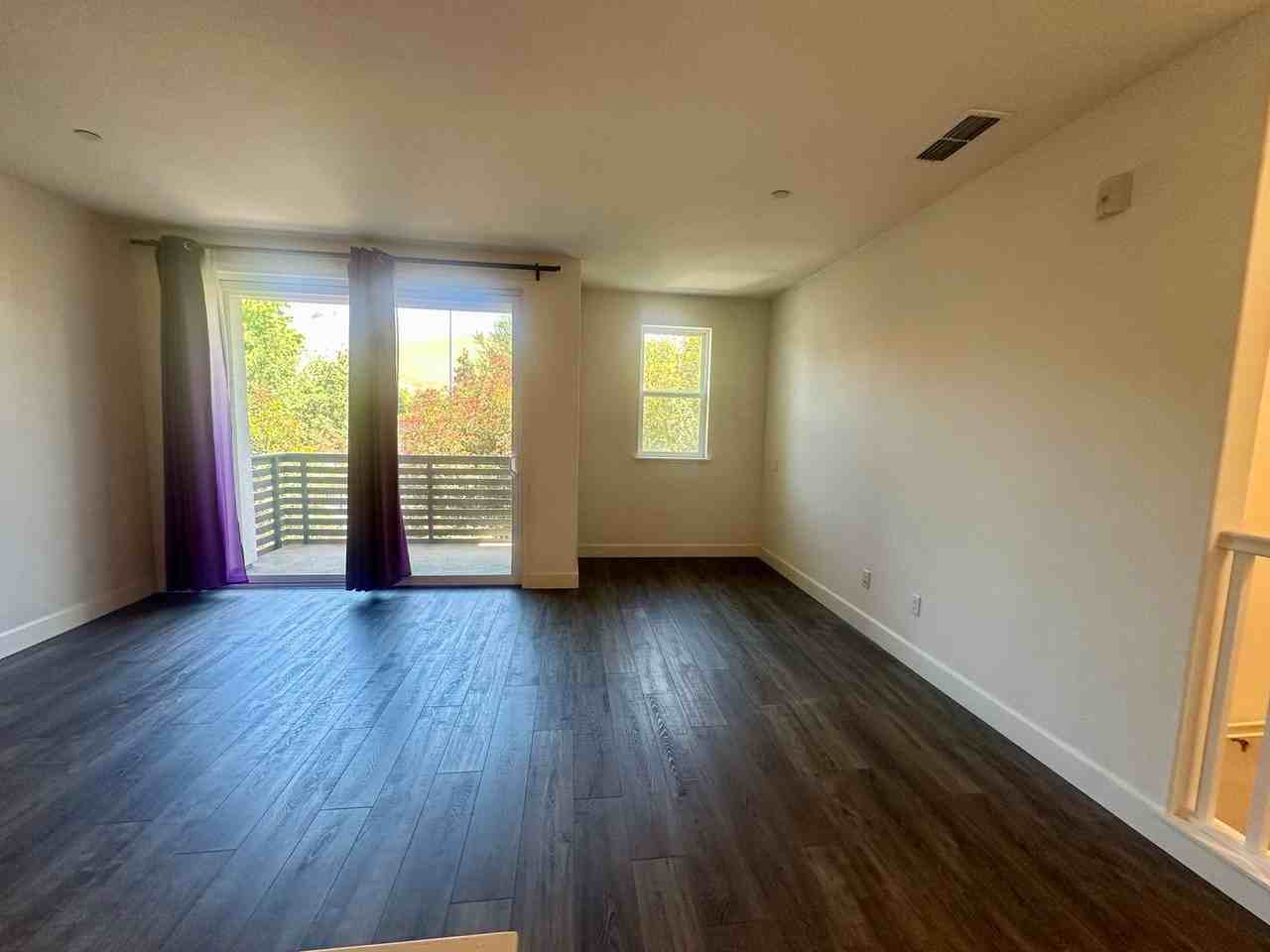 39413 Mission Blvd - Photo 3 of 12