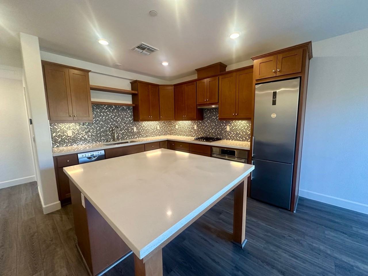 39413 Mission Blvd - Photo 4 of 12