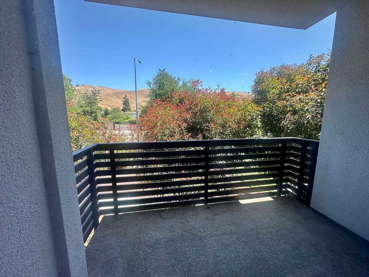 39413 Mission Blvd - Photo 5 of 12