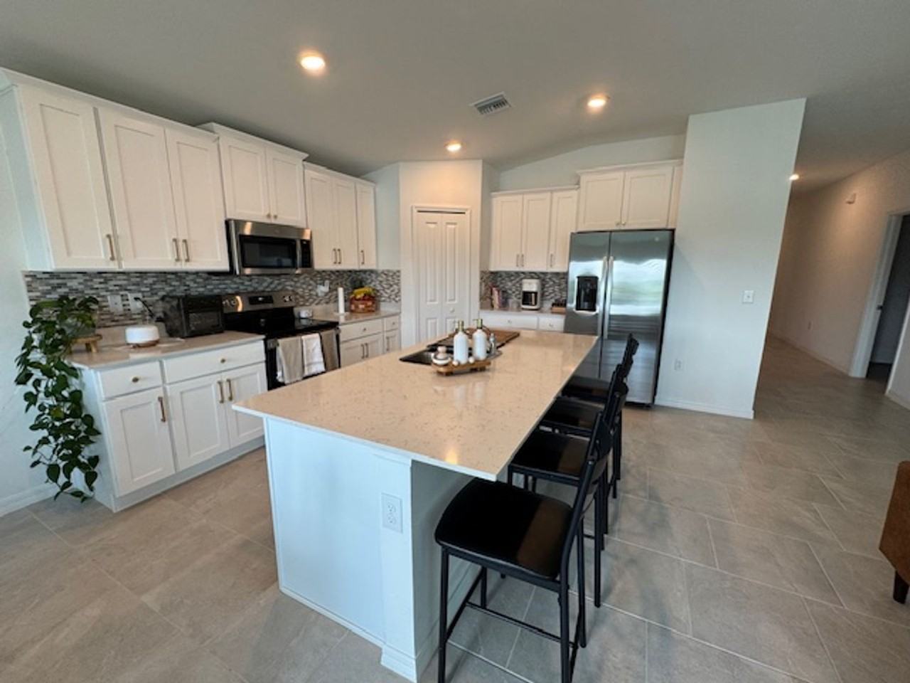 3892 Treasure Oak Way - Photo 5 of 23