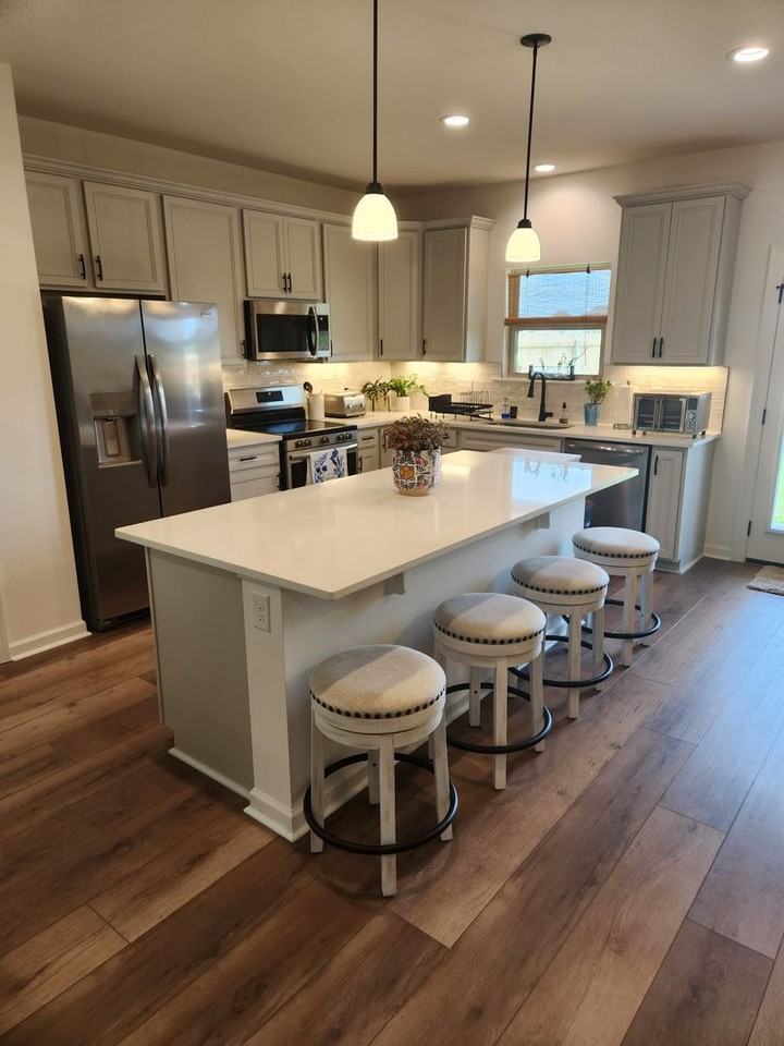 104 Braddish Ct - Photo 2 of 5