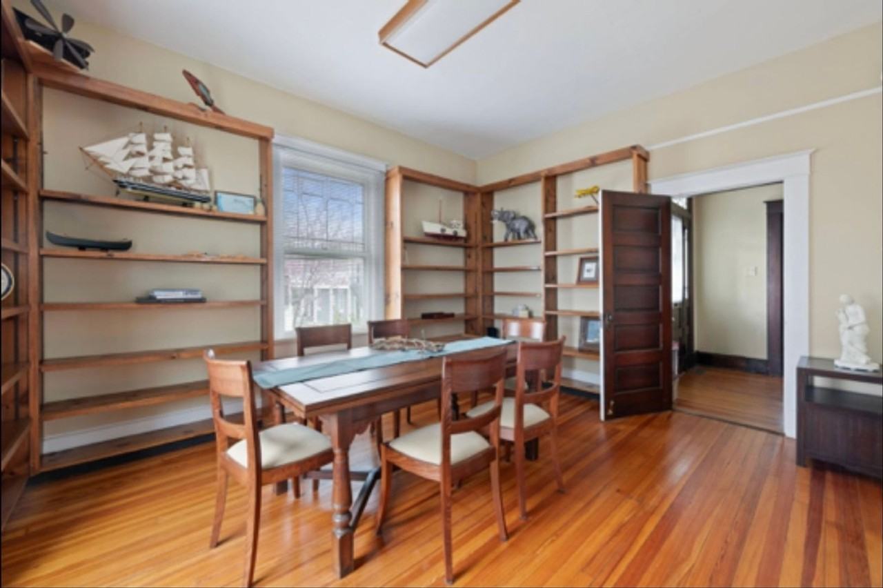 11 S Court St - Photo 2 of 19