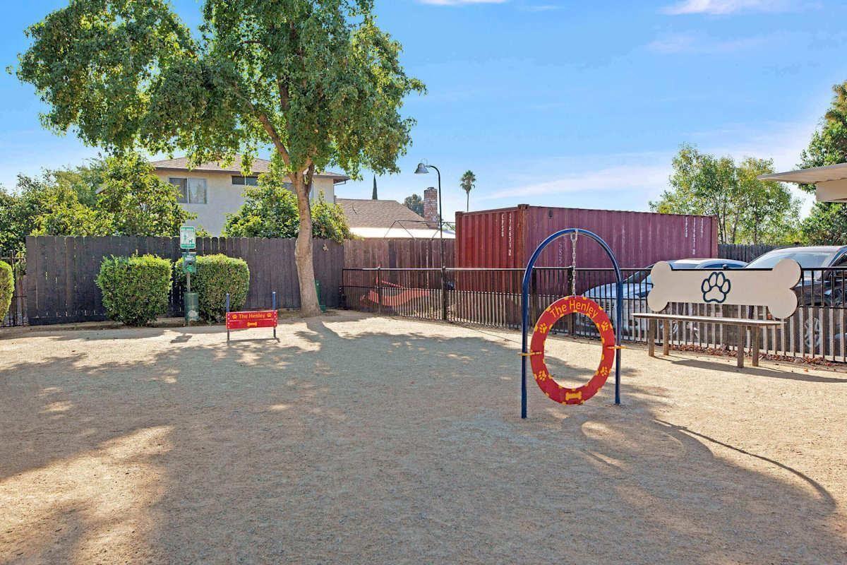 313 Sandy Ln - Photo 3 of 50