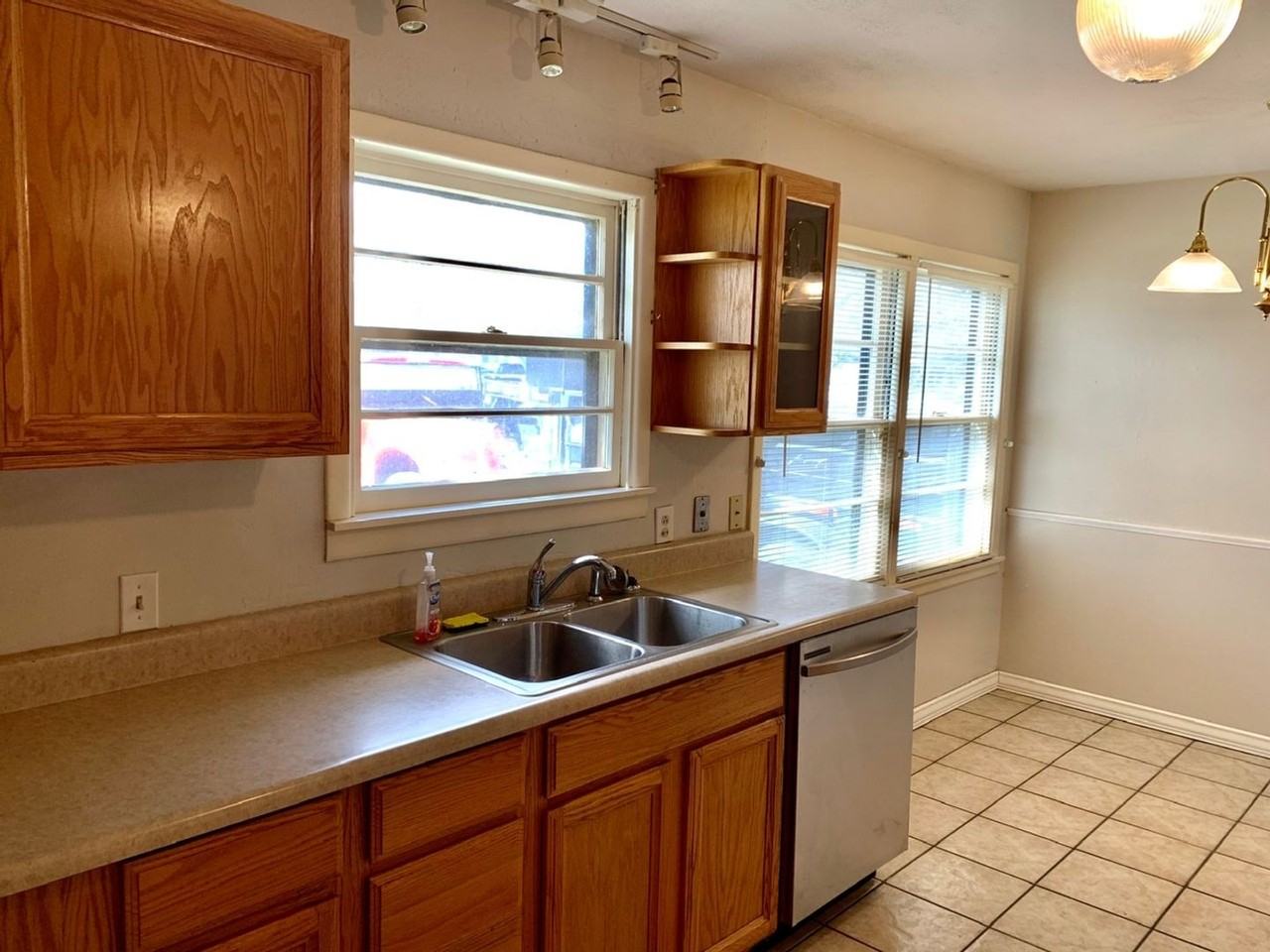 4018 38th Street - Photo 7 of 13