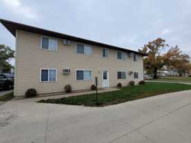 Great Marion Location. 2 bedroom 1 bath, heat and water paid - Photo 1 of 1
